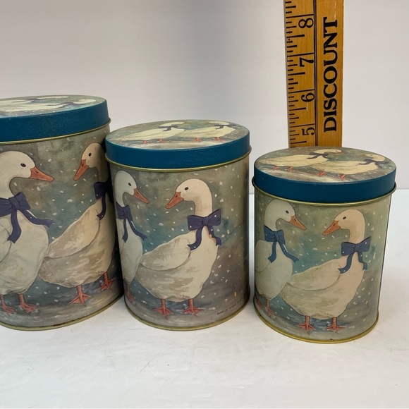 Vintage R.O.C Nesting Snow Goose Geese Storage Tins blue bow - Picture 3 of 9